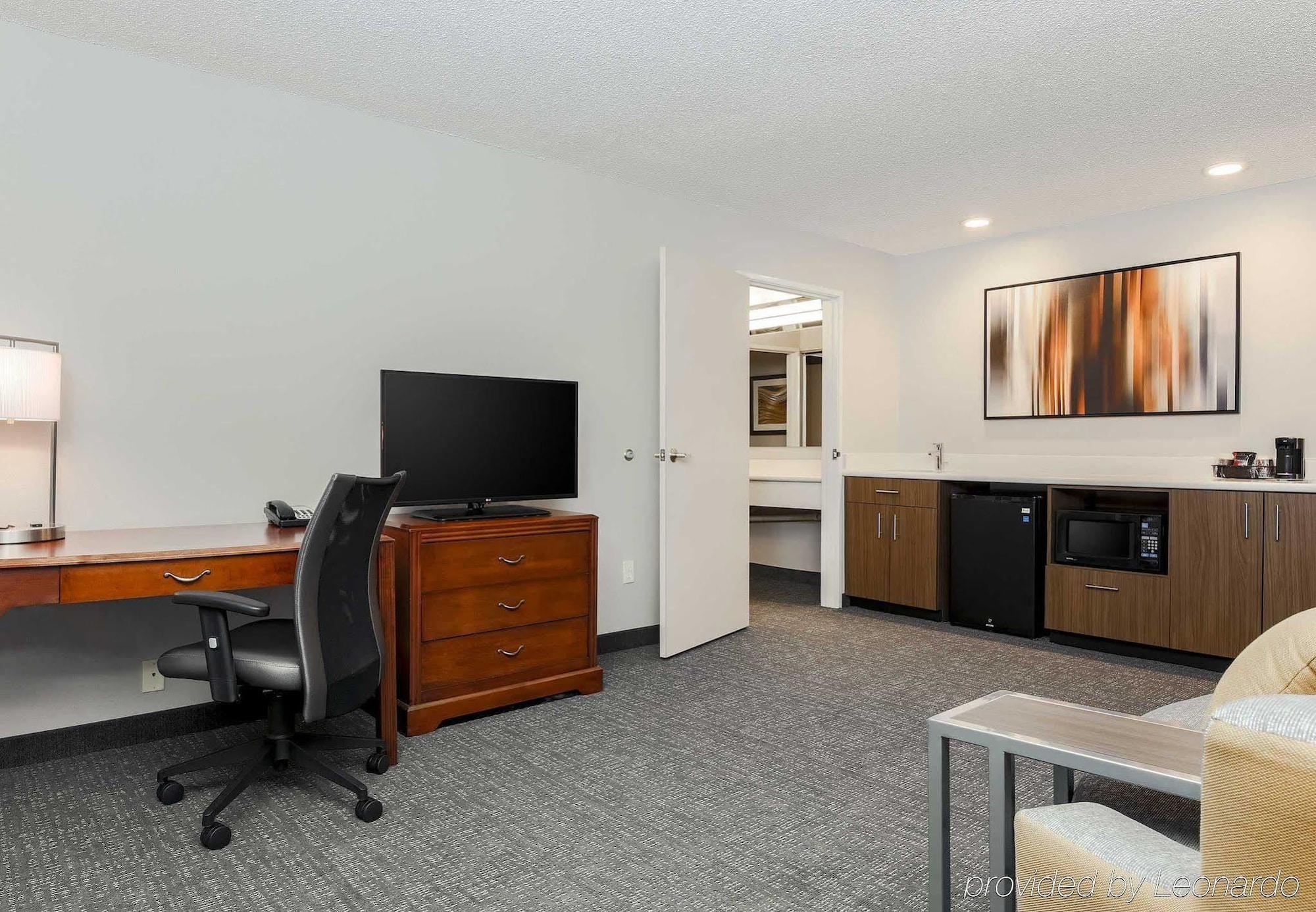 Radisson Hotel Houston Intercontinental Airport North מראה חיצוני תמונה